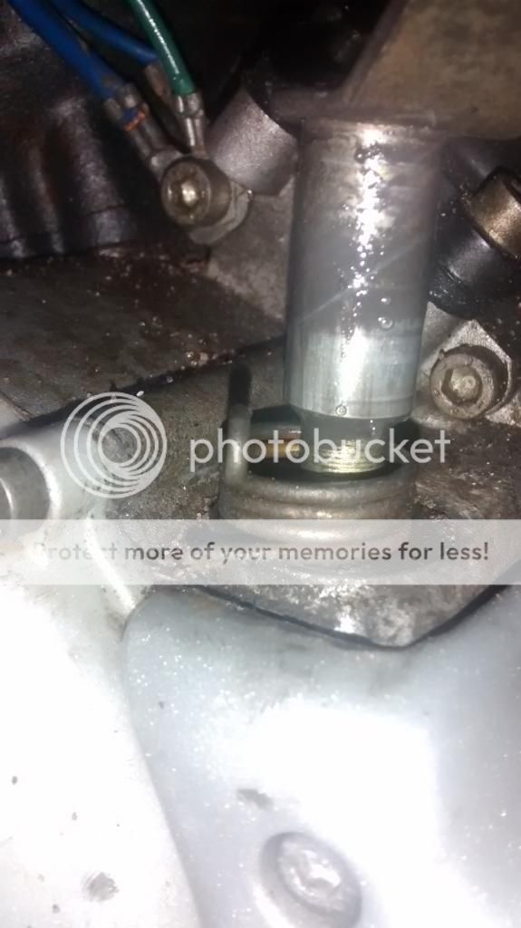 clutch arm keeps popping up